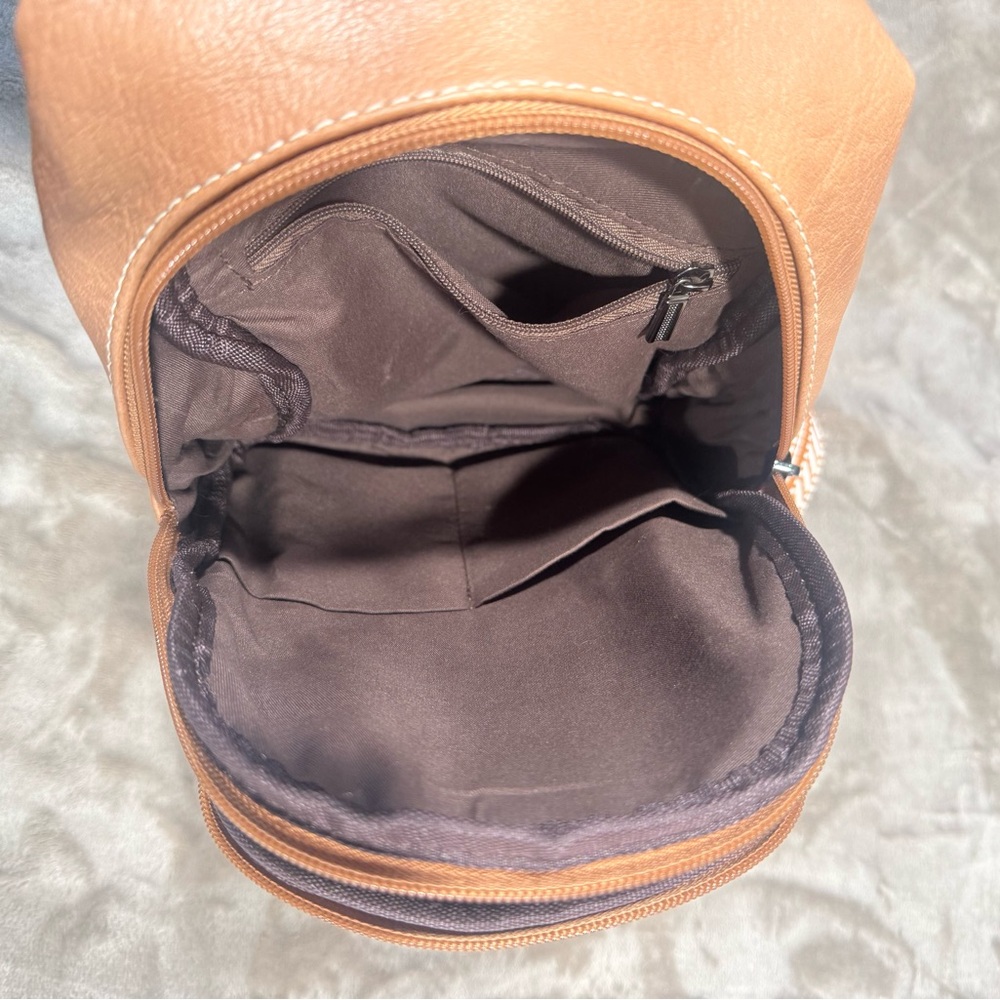 Tan Women's Crossbody Bag - Picture 4 of 6